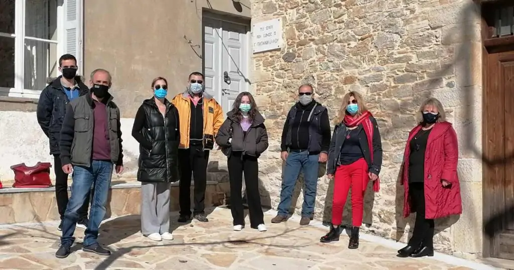 Αγγελάκης Covid-19