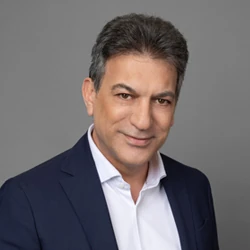 ΑΓΓΕΛΑΚΗΣ ΘΑΝΟΣ